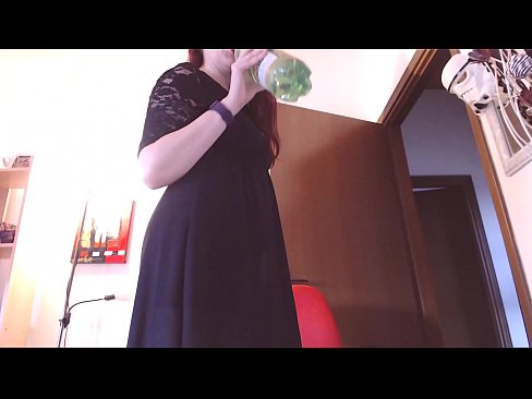 ❤️ Um escravo submisso que ama calcinhas sujas e luxuriosas é forçado a se masturbar depois de assistir a este vídeo! Pornuts em pt-br.com-porn-zog.ru