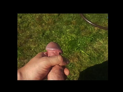 ❤️ A boazona se fode e se ejacula com um esguicho em um jardim de verão Pornuts em pt-br.com-porn-zog.ru