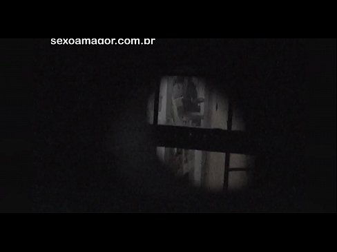 ❤️ Lourinho é secretamente filmado por um voyeur de bairro escondido atrás de tijolos ocos Pornuts em pt-br.com-porn-zog.ru